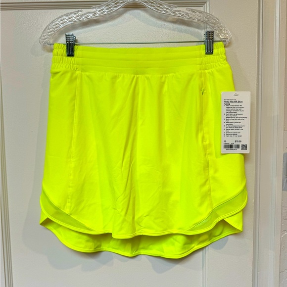 Lululemon Tennis Skirt - size 10 - NWOT - Picture 1 of 3